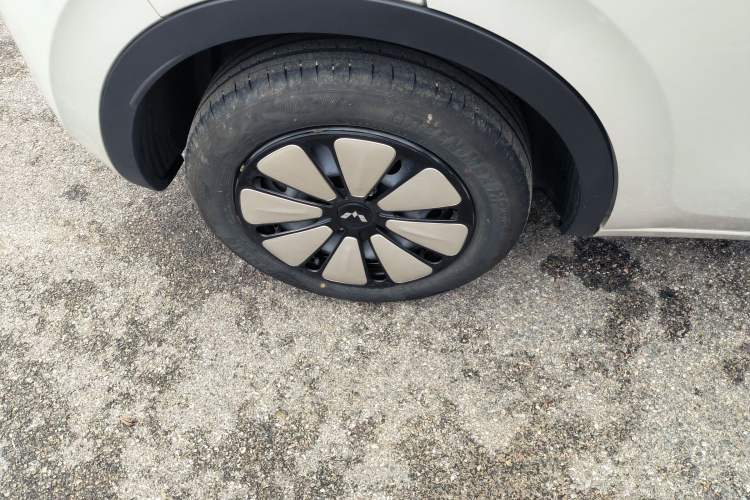 Used Wuling Bingo 2024 333 km Enjoyment Version
