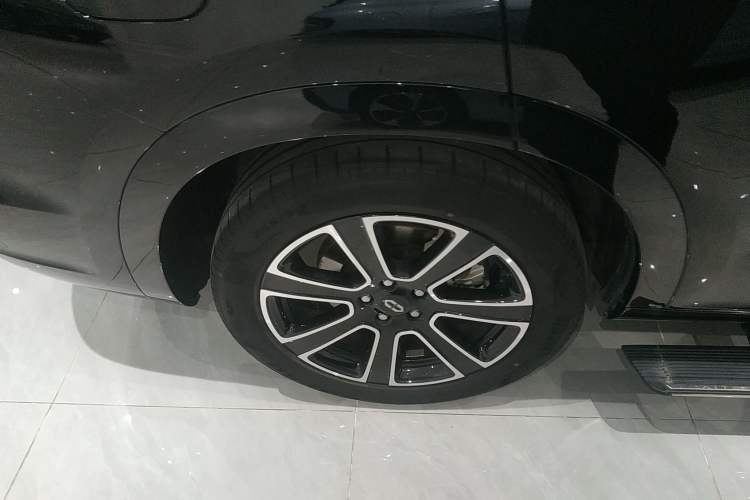 Used Hima AITO M7 2024 1.5T Intelligent Drive 4WD Ultra Version 5 Seats