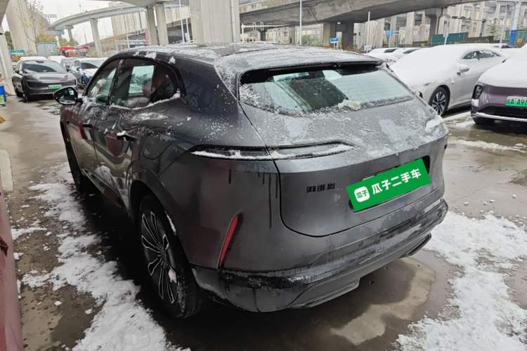 Used  07 2024 Max Extended-Range Edition