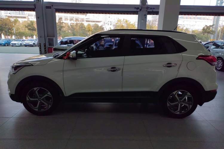 Used Hyundai ix25 2017 1.6L Automatic Smart Version