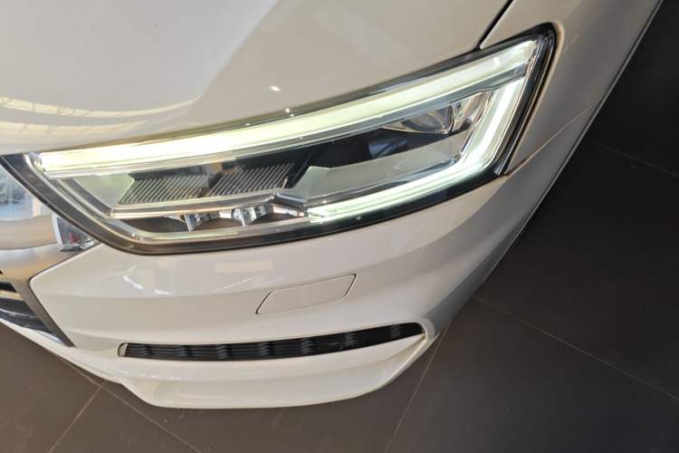 Used Audi Q3 2018 30 TFSI Fashion Edition Collector's Version
