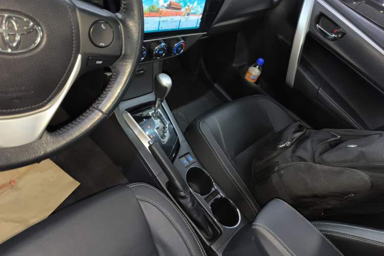 Used Toyota Corolla 2017 Revised Version 1.2T S-CVT GL-i Leather Edition
