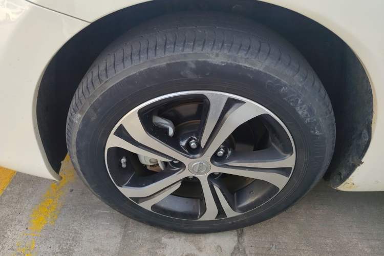 Used Nissan Tiida 2019 1.6L CVT Smart Drive Version China VI Standard
