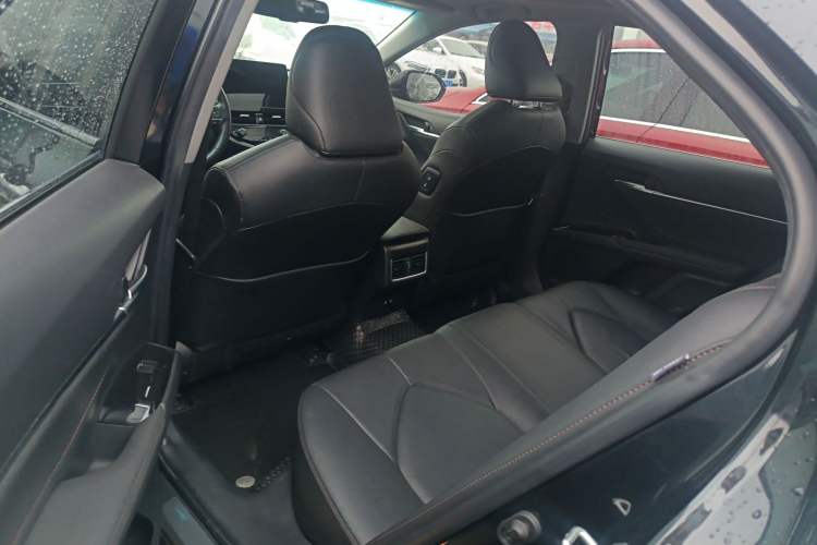 Used Toyota Camry 2021 2.5G Luxury Edition
