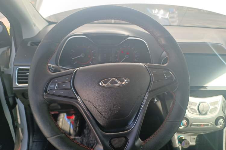 Used Chery Arrizo 5 2016 1.5L CVT Trendsetting Edition
