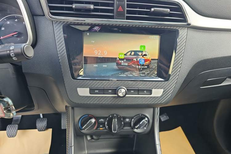 Used MG ZS 2020 Global Bestseller with 1.5L Engine Manual Transmission and a Massive 65-Inch Panoramic Sunroof Version
