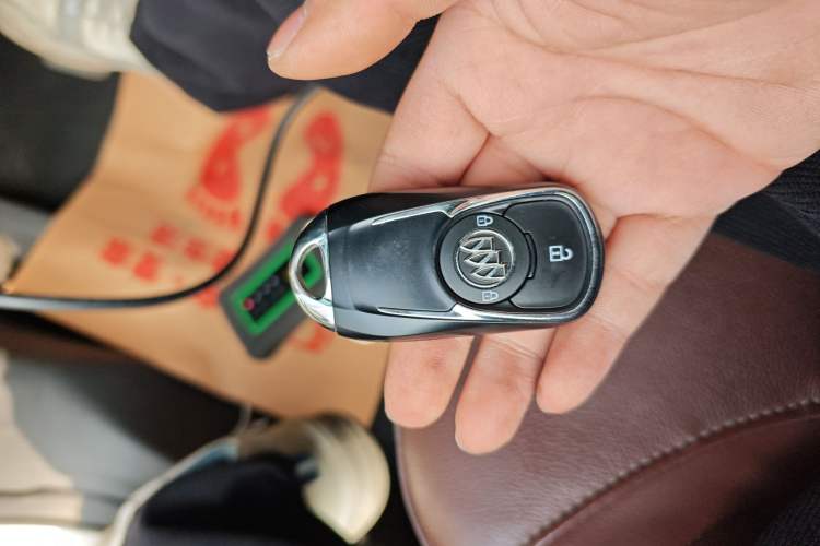 Used Buick GL6 2019 18T 6-Seater Connected Luxury Version China VI Standard
