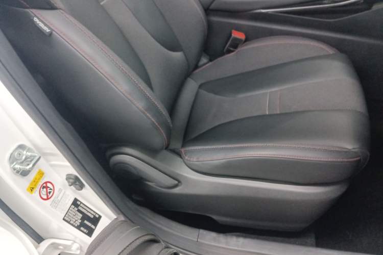 Used Oshan X5 2021 1.6L CVT Flagship Model
