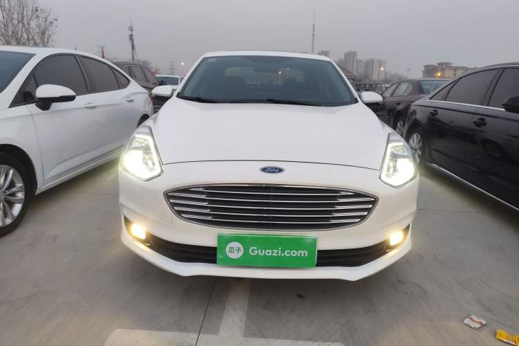 Used Ford Escort 2019 Revised Version 1.5L Automatic Enjoyment Type China VI Standard