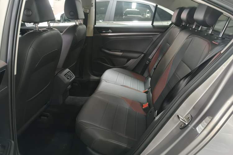 Used Volkswagen Bora 2020 1.5L Automatic Elite Version
