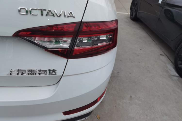 Used Skoda Octavia 2019 TSI230 DSG Luxury Edition