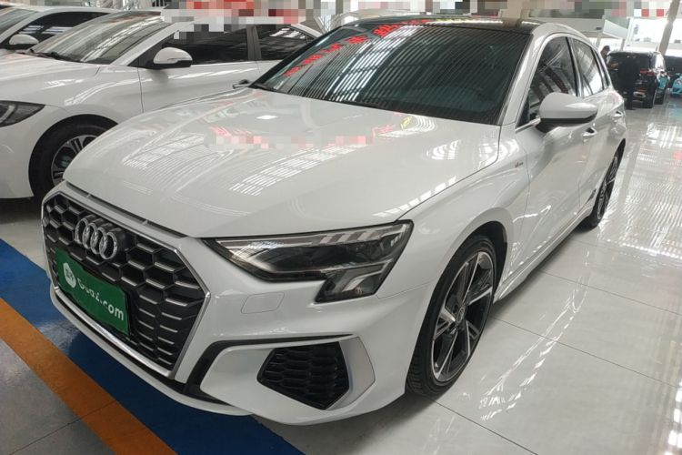 Used Audi A3 2024 Sportback 35 TFSI Fashionable Sports Model
