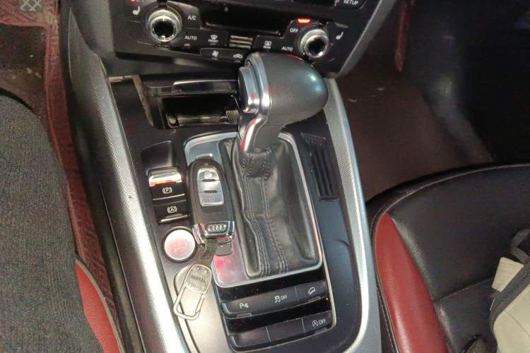 Used Audi Q5 2017 Plus 40 TFSI Technology Model
