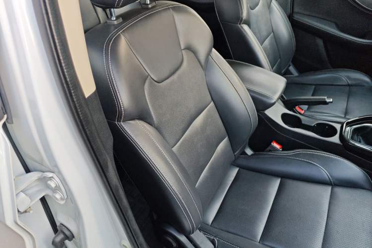 Used Dongfeng Fengon S560 2018 1.8L Manual Comfort 7-Seater