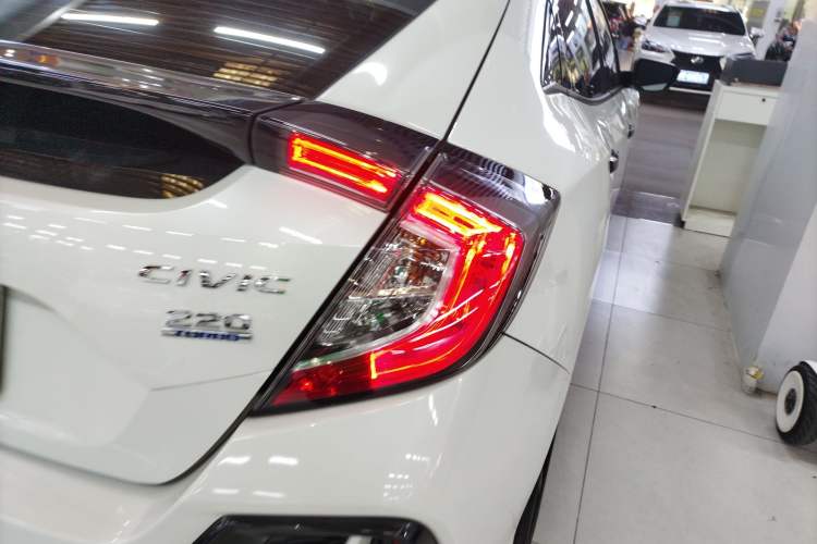 Used Honda Civic 2021 HATCHBACK 220TURBO CVT Trendy Cool Edition