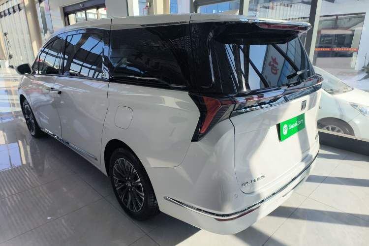 Used Buick GL8 2025 Lu Zun Deluxe Edition