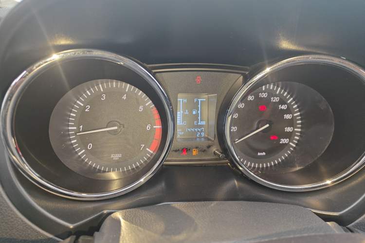 Used HYOSOW S3 2014 1.5L Luxury Version China IV Emission Standard