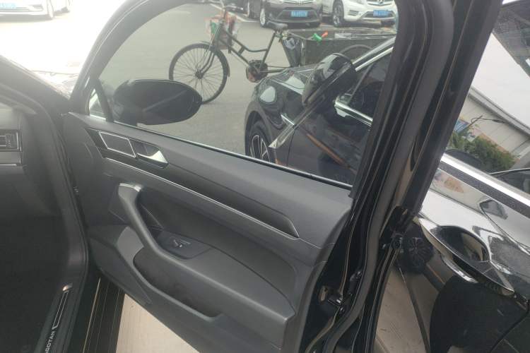 Used Volkswagen Magotan 2020 330TSI DSG Luxury Edition
