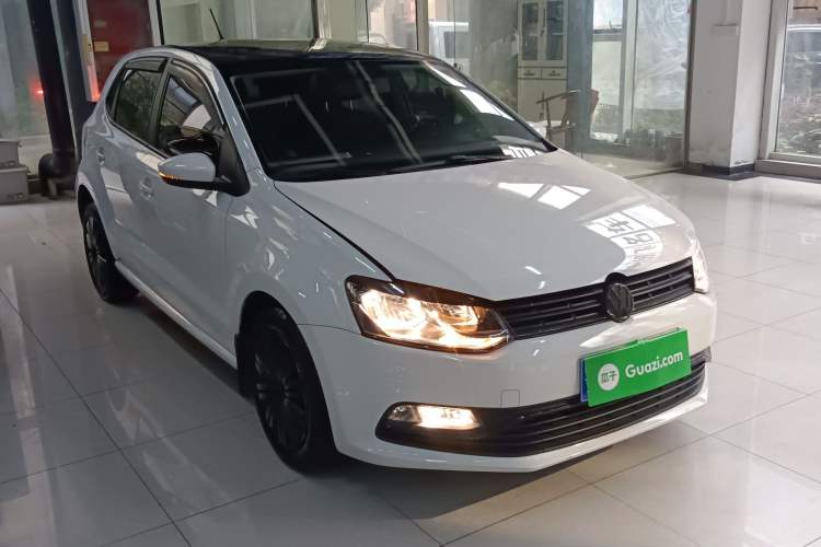 Used Volkswagen Polo 2018 1.5L Automatic Enjoyment Model
