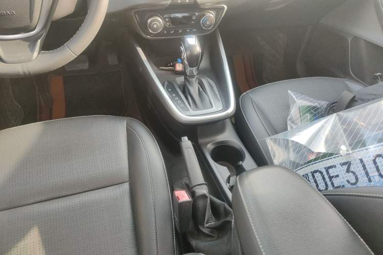 Used Ford Escort 2017 Happiness Edition 1.5L Automatic Fashion Version
