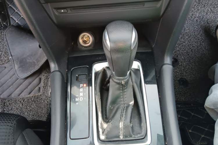 Used Mazda Mazda 3 Axela 2017 Hatchback 1.5L Automatic Luxury Model Emission Standard China V
