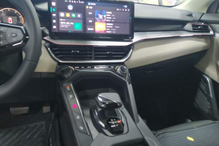 Used Lynk & Co 06 2023 Remix 1.5T Shero
