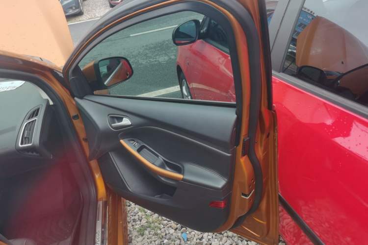 Used Ford Focus 2015 Hatchback EcoBoost 180 Automatic Sport Model
