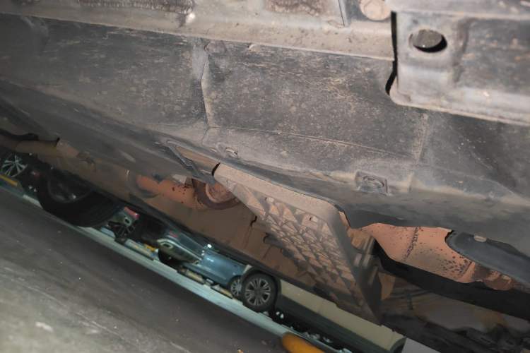 Used Haval H8 2017 2.0T Gasoline 4x4 Smart Enjoyment Version
