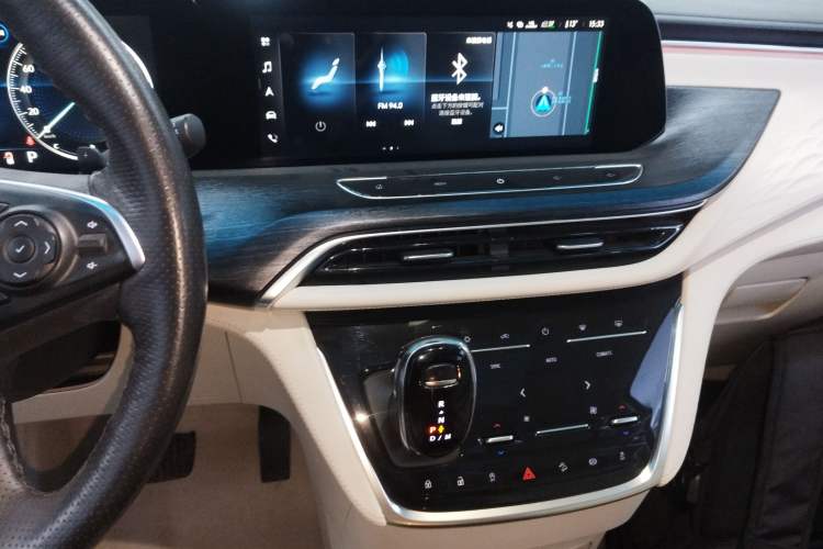 Used Buick GL8 2022 Avenir Aivia Six-Seat Deluxe Edition
