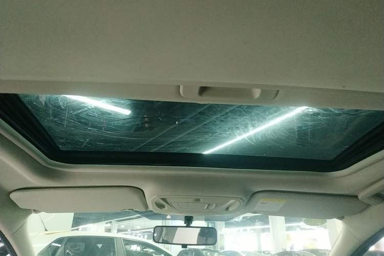 Used Ford Focus 2012 Sedan 1.6L Automatic Fashion Edition
