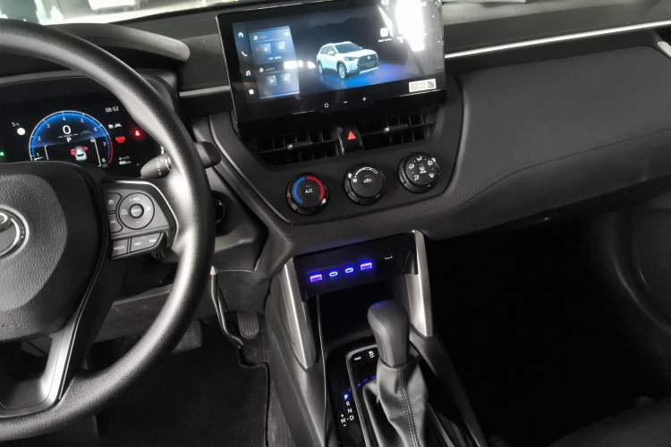 Used Toyota Corolla Cross 2024 2.0L Pioneer Edition