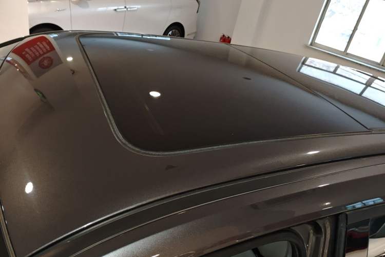 Used Changan UNI-Z New Energy 2024 Blue Whale Smart Electric iDD 125km Excellence Model
