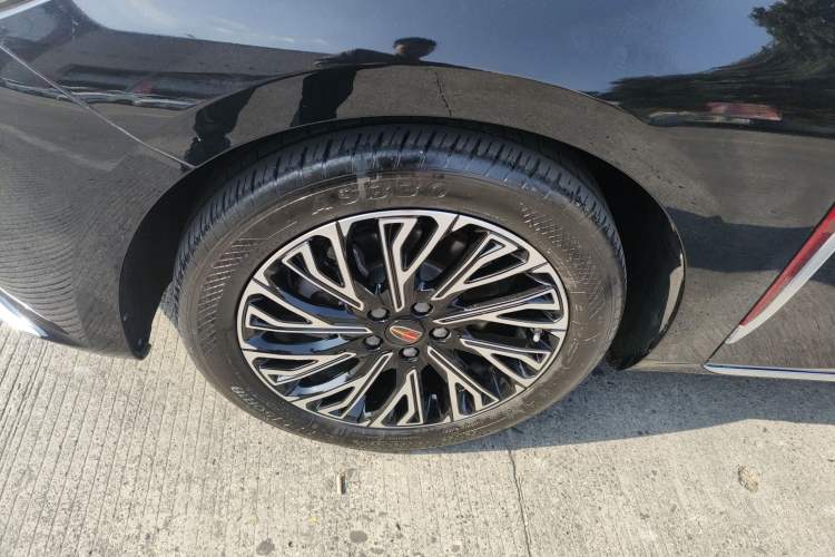Used Hongqi H5 2024 2.0T Automatic Smart Connect Flagship Edition
