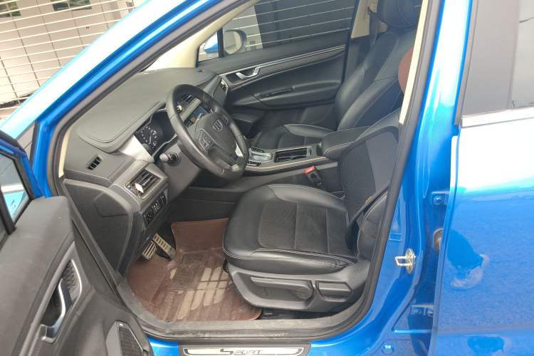 Used Geely Auto Emgrand GS 2016 Sport Edition 1.3T Automatic LingShang Model
