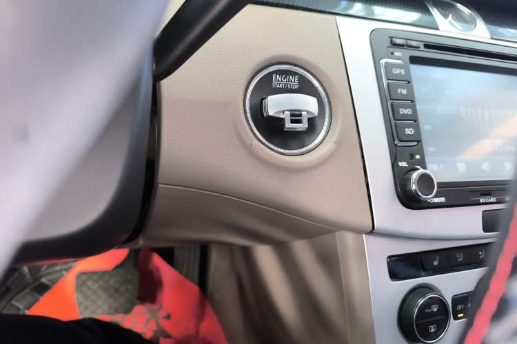 Used Volkswagen Magotan 2015 Facelift 1.8TSI Luxury Model