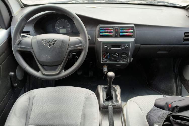 Used Wuling Rongguang 2020 1.5L Extended Basic Version China VI Standard L3C