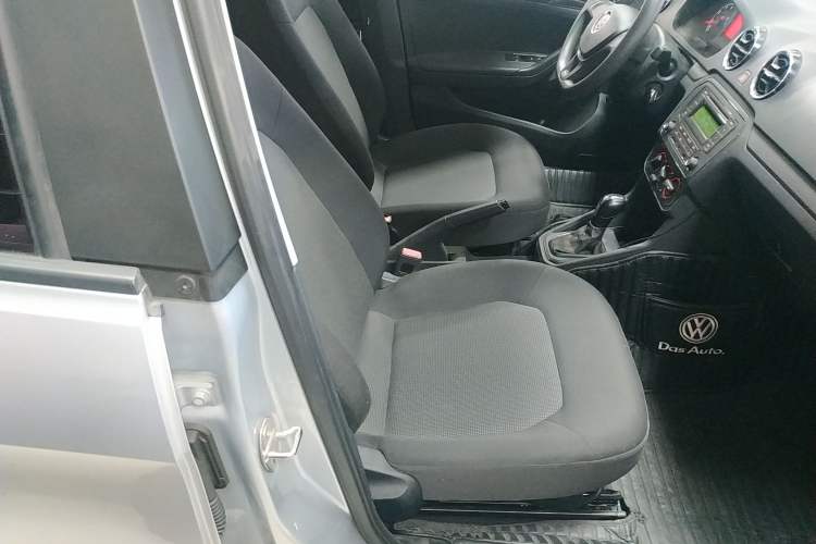 Used Volkswagen Jetta 2017 1.5L Automatic Fashion Model