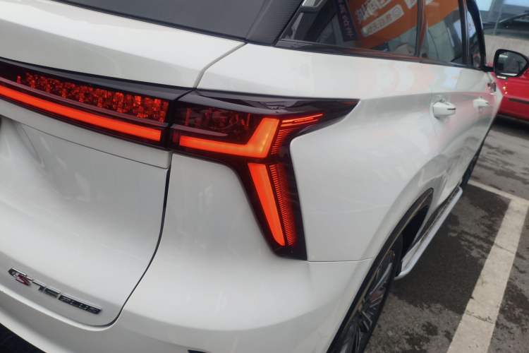 Used Changan CS75 PLUS 2024 3rd Generation Champion Edition 2.0T Intelligent Drive Performance Model
