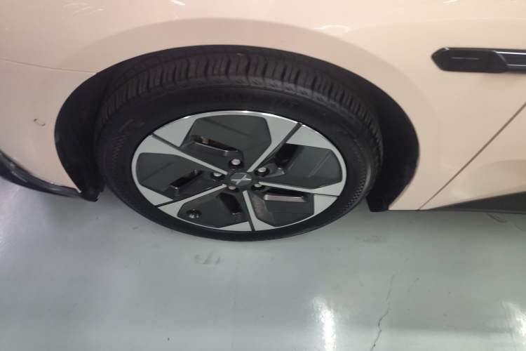 Used XPeng MONA M03 2024 620 with Ultra-Long Range
