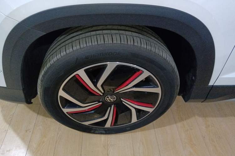 Used Volkswagen Tharu 2024 300TSI Two-Wheel-Drive Moon Luxury Edition