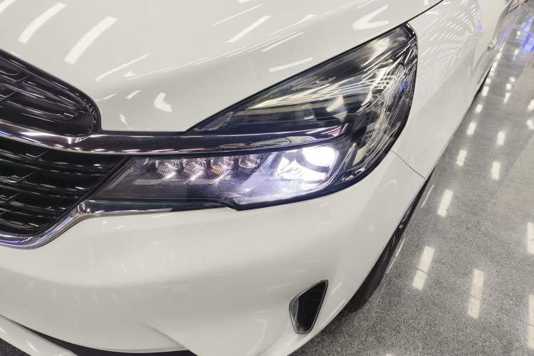 Used Buick GL8 2021 Land Cruiser Executive Class 652T Luxury Model