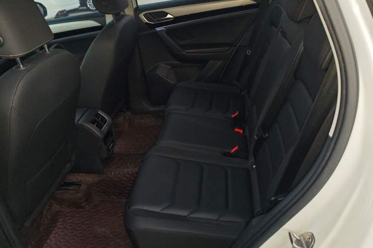 Used Volkswagen Tayron 2020 330TSI Two-Wheel Drive Luxury Smart Connectivity Version
