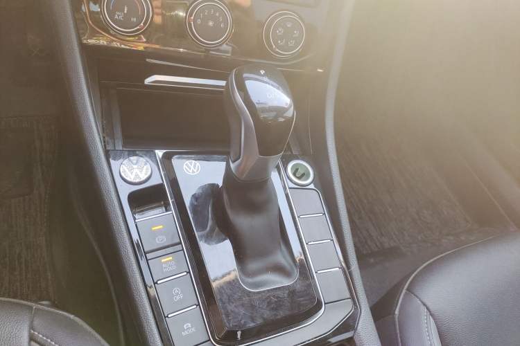 Used Volkswagen Sagitar 2021 280TSI DSG Excellence Edition
