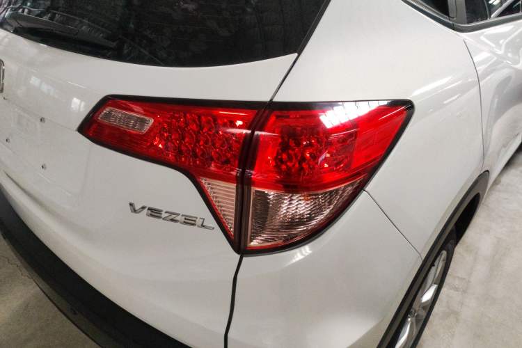 Used Honda Vezel 2017 1.5L CVT 2WD Comfort Model
