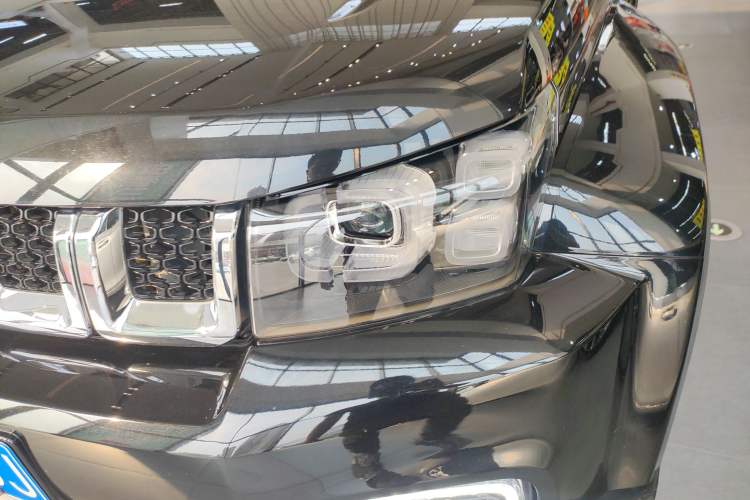 Used Beijing Auto BJ40 2020 2.0T Automatic Four-Wheel Drive Urban Hunter Edition Chivalrous Type
