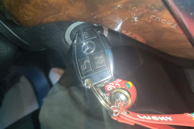 Used Mercedes-Benz M-Class 2014 ML 400 4MATIC Luxury Model
