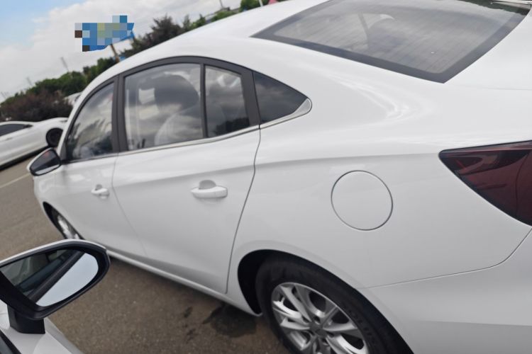 Used Roewe i5 2023 1.5L CVT Luxury Edition
