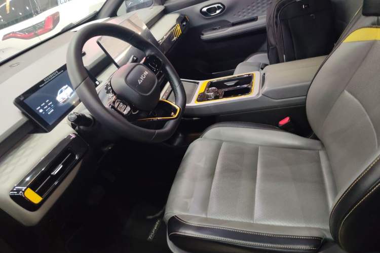 Used AION Y 2022 70 Intelligent Edition Lithium Iron Phosphate