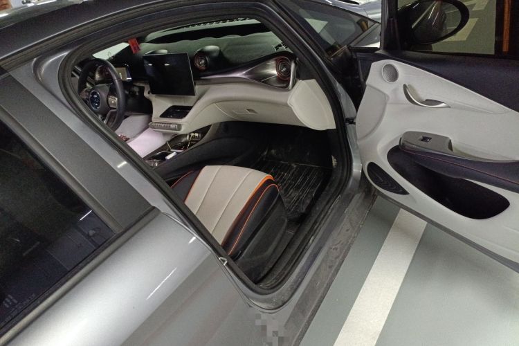 Used BYD Dolphin 2021 405 km Free Version
