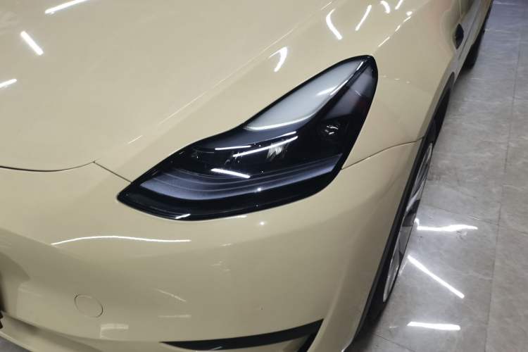 Used Tesla Model Y 2022 Rear-Wheel-Drive Version
